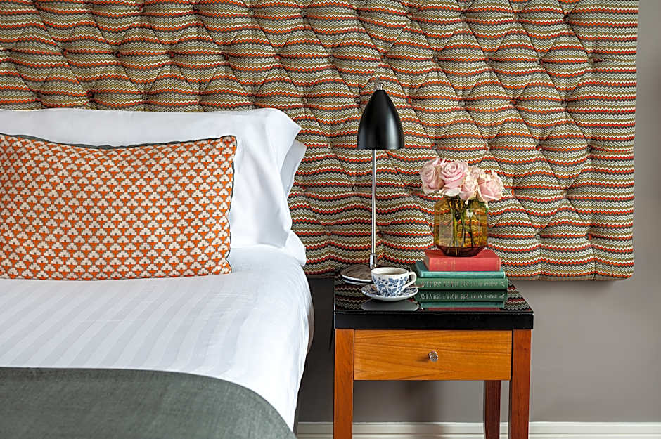 Photo 1 of 2 of Boutique 1 King Bed
