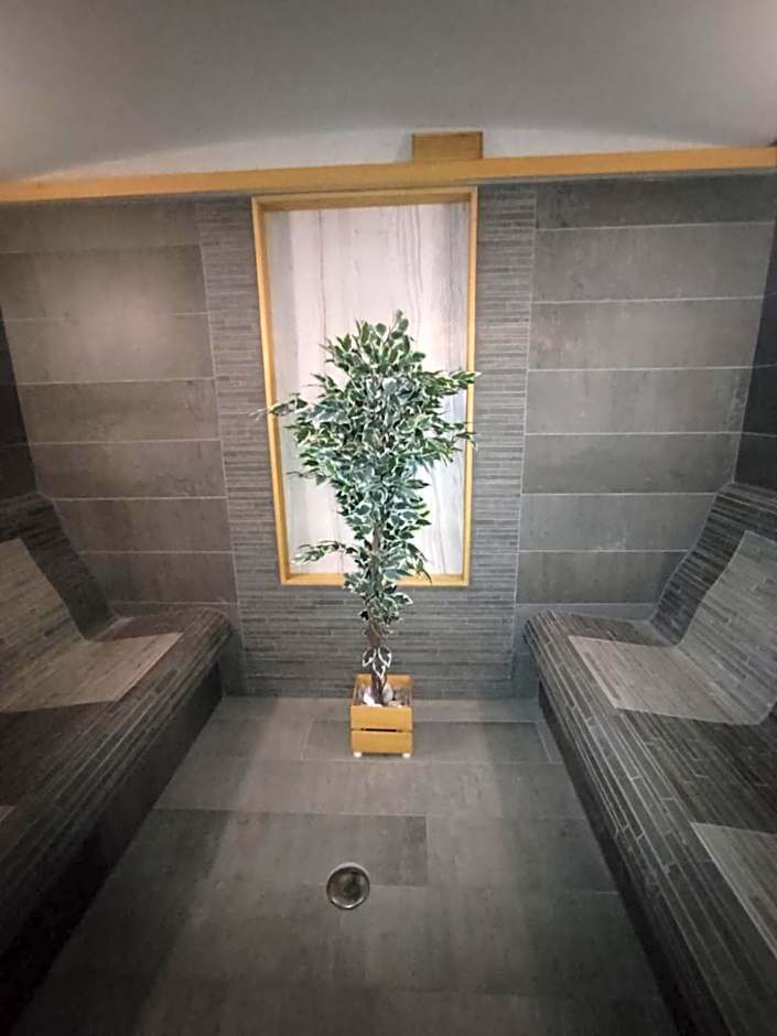 7 Pools SPA Boutique Hotel