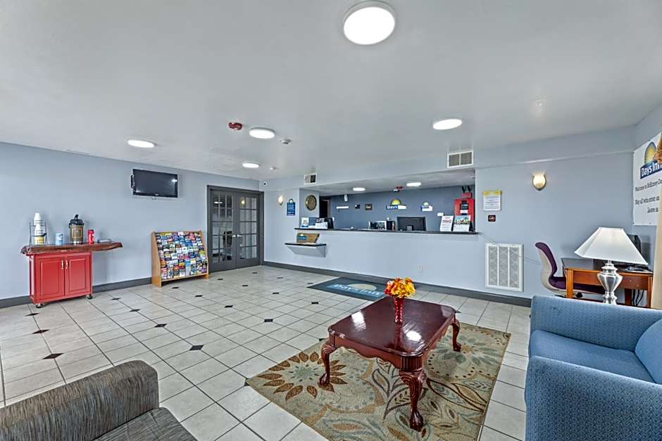 Days Inn by Wyndham McKinney