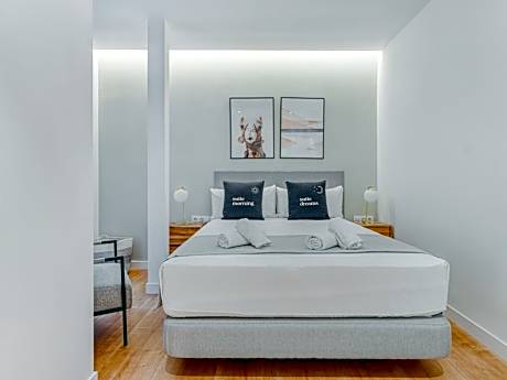 Two-Bedroom Apartment (LT)