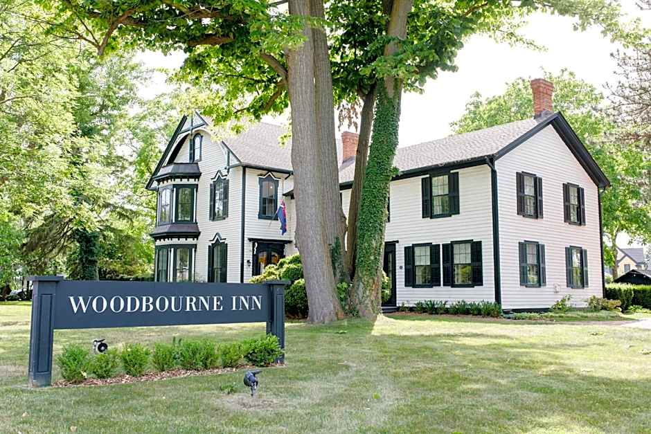 Woodbourne Inn