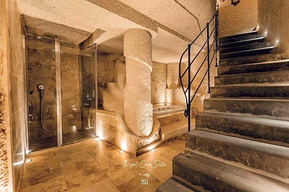 Nino Cave Suite
