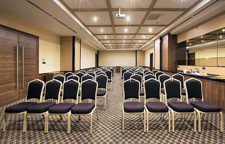 Dedeman Park Gaziantep Oteli