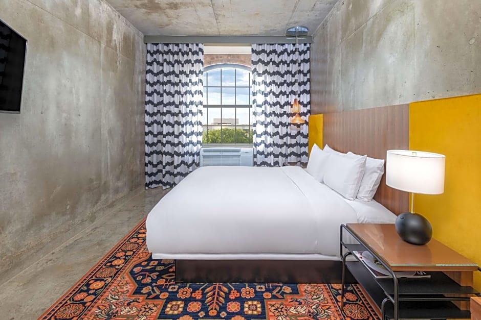 NYLO Dallas Plano Hotel, Tapestry Collection by Hilton