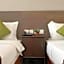 Grand Harbour Hotel