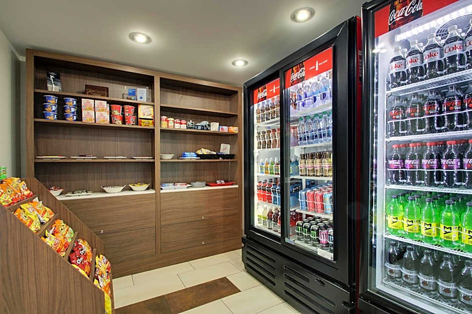 Holiday Inn Express & Suites Wapakoneta By IHG