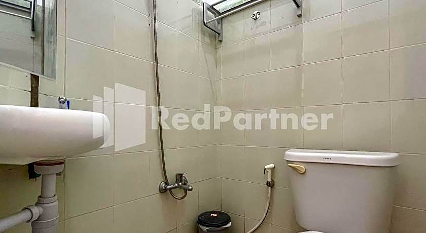 D Palma Near Lokananta Manahan Mitra RedDoorz