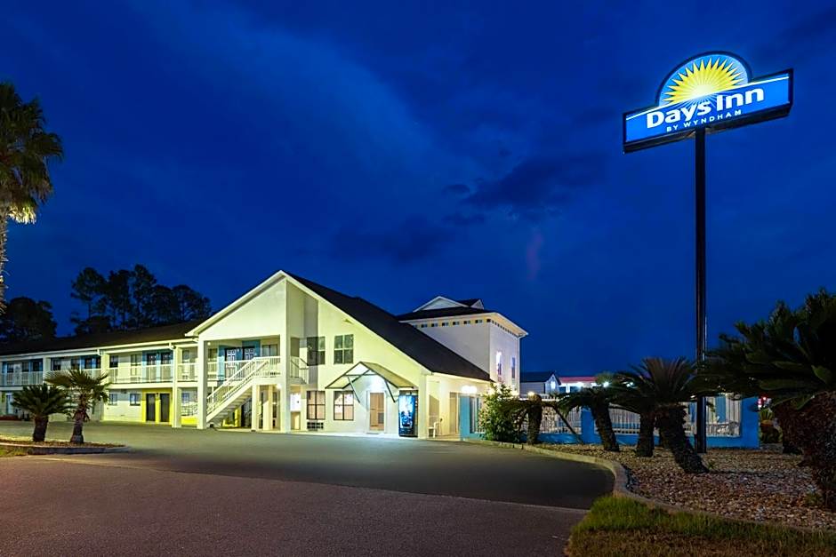 Days Inn by Wyndham Alma