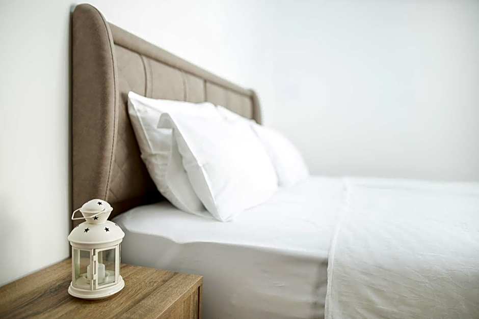 Hotel Diplomat by Aycon