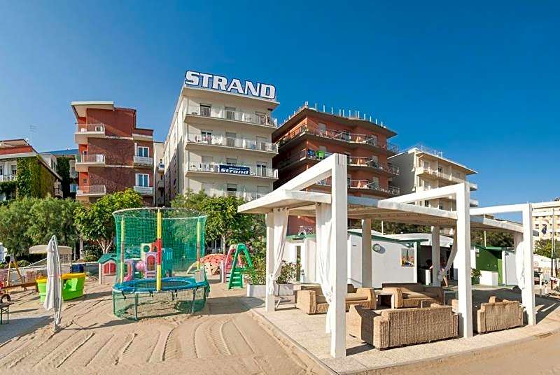Strand Hotel
