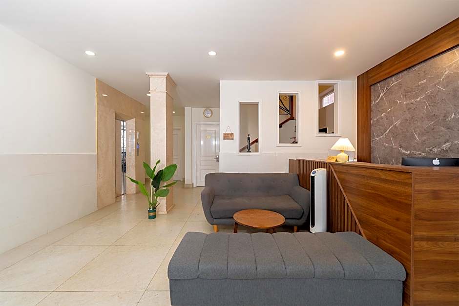 Dalat Blanc Hotel Apartment – Dalat, KS