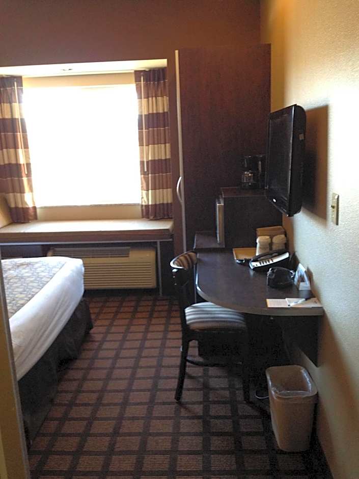 Microtel Inn & Suites By Wyndham Sidney