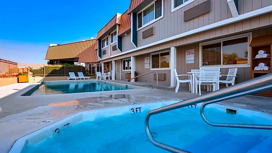 Best Western Hi-Desert Inn