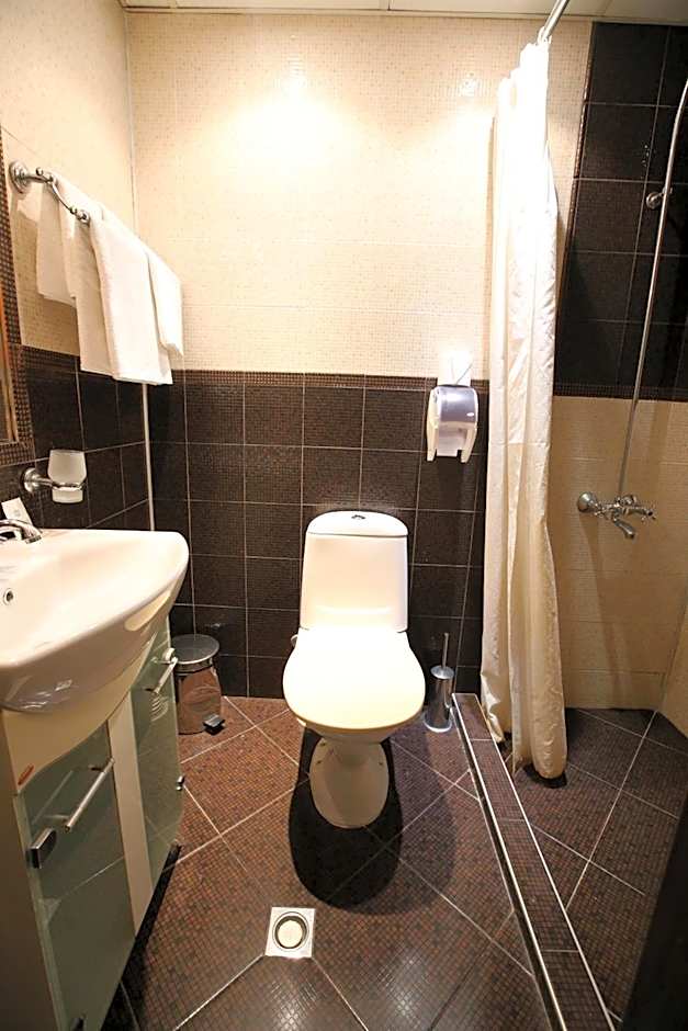 Hotel & Restaurant The House