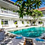 Akaya Bali