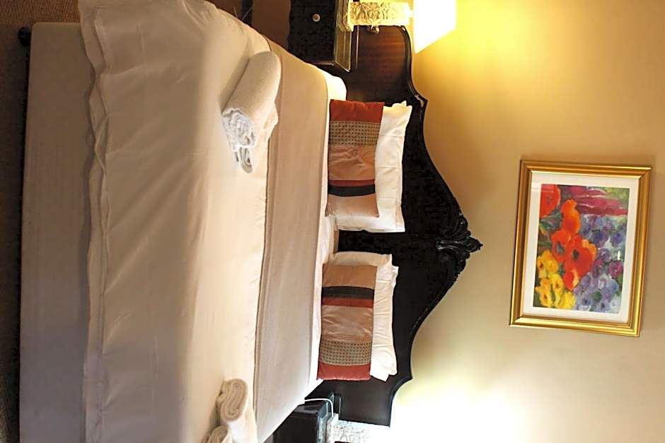 Airport Lodge Guest House