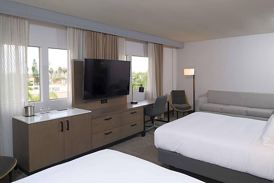 DoubleTree by Hilton Buena Park