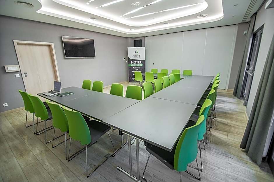 Hotel Astone Conference & Spa