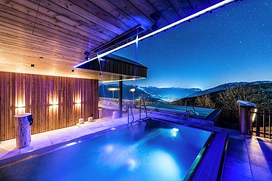 Tratterhof Mountain Sky Hotel