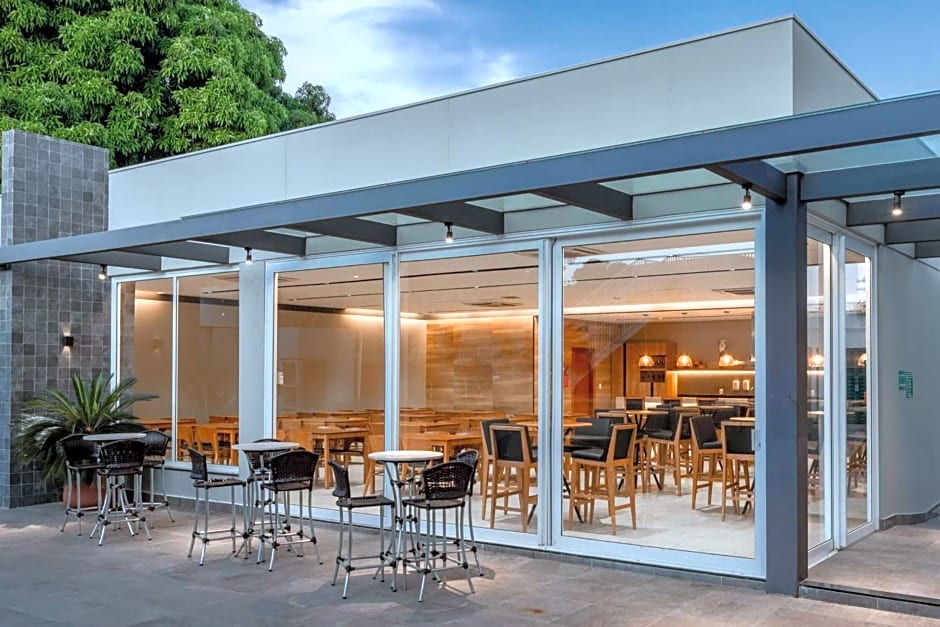 Hotel Deville Prime Cuiaba