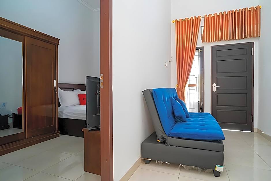 Wisma Az Zahra by Reddoorz – Palangkaraya, OK