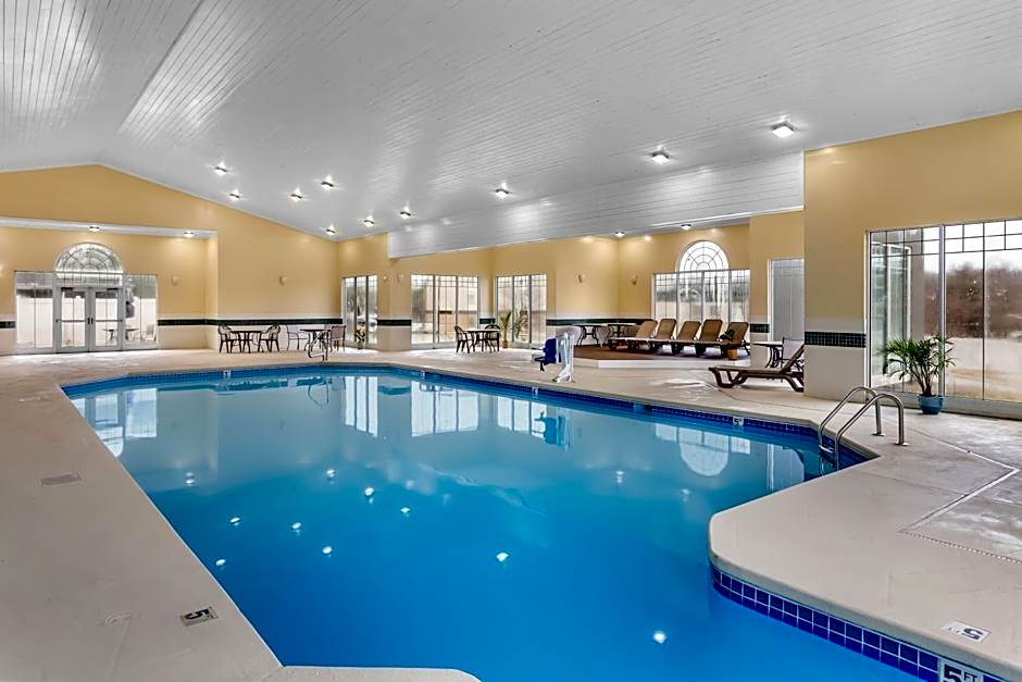 Country Inn & Suites by Radisson, Beckley, WV