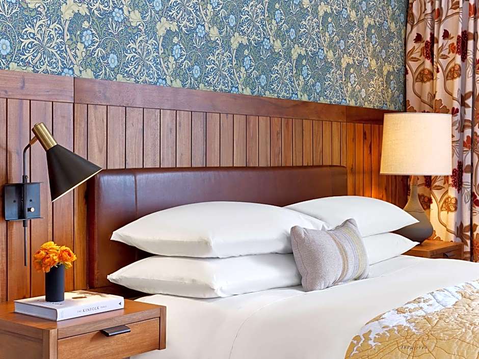 Hotel Revival Baltimore