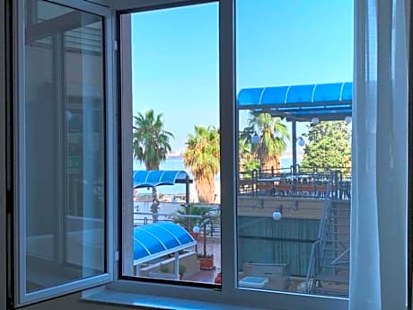 Deluxe Double Room with Sea View