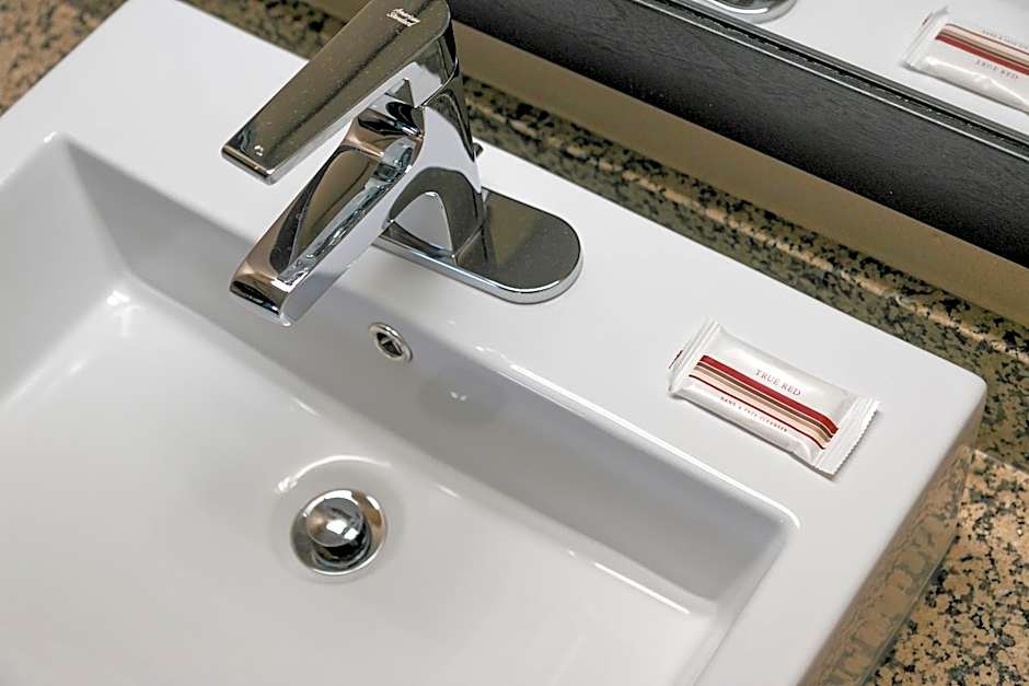 Red Roof Inn PLUS+ South Deerfield - Amherst