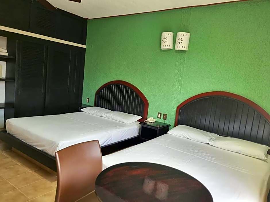 Suites Los Arcos