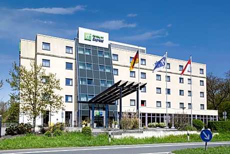 Holiday Inn Express Frankfurt Airport By IHG