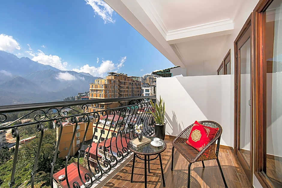 DeLaSol Sapa - Central Boutique Hotel