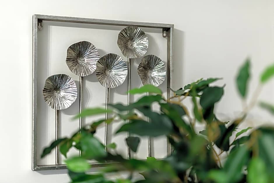 Marie Claire Apartments & Spa