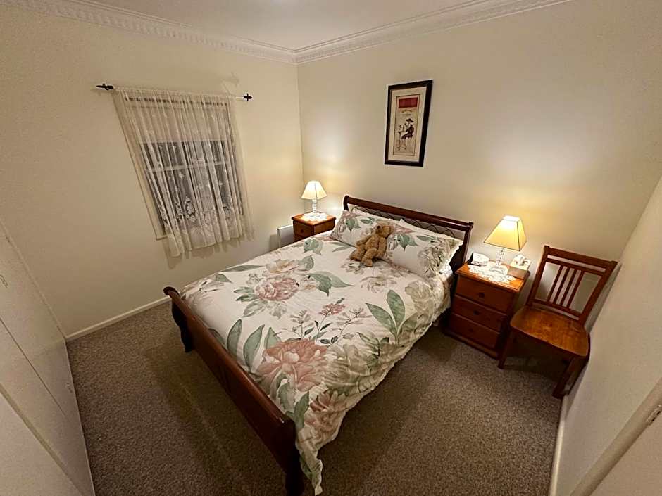 Admurraya House Bed & Breakfast