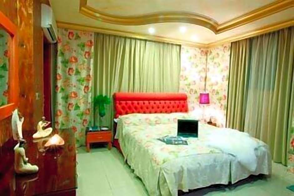 Duroy Hotel