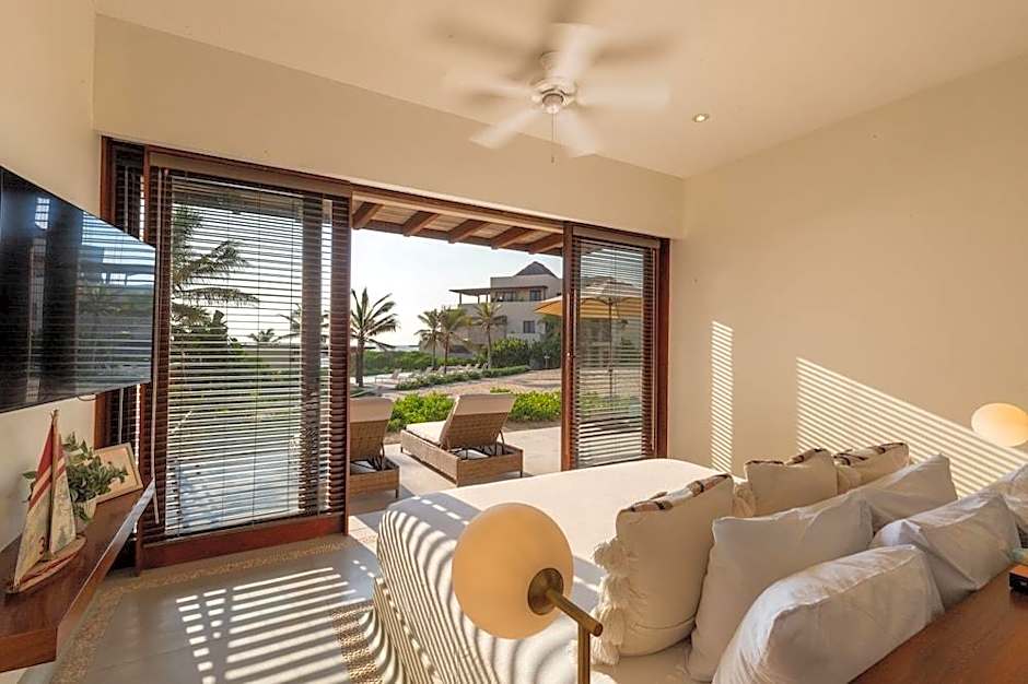 Marea Beachfront Villas