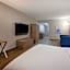 Holiday Inn Express Lathrop - South Stockton By IHG