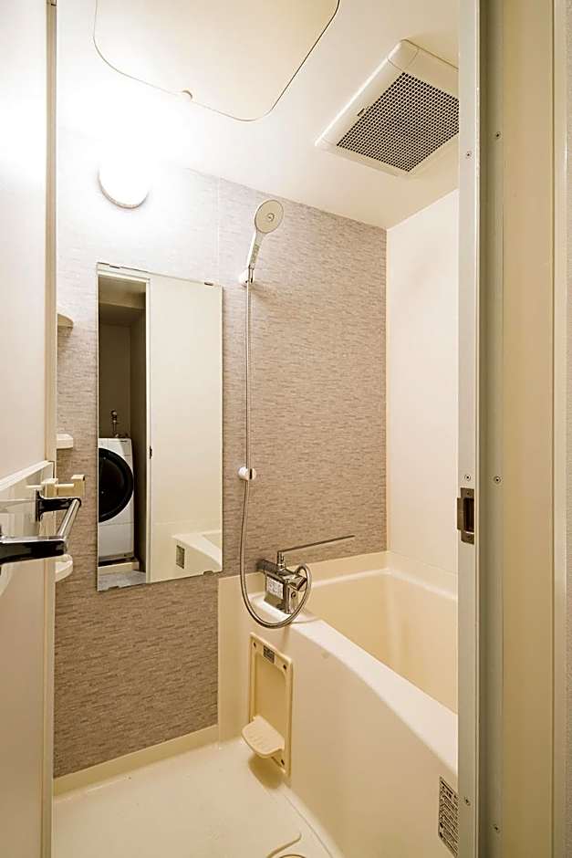 Section L Residence Ginza
