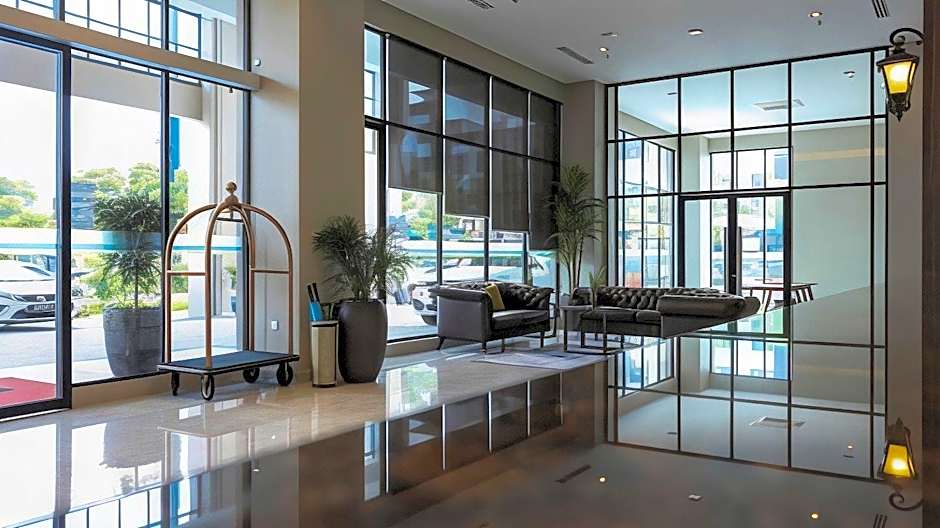 D ELEGANCE GRAND BANDAR SERI ALAM