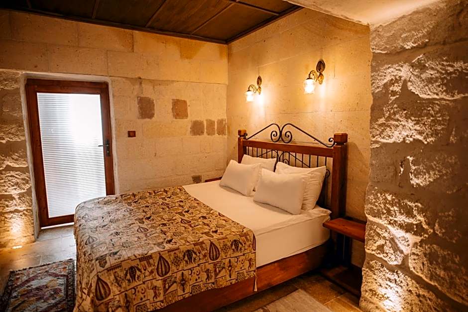 Çavuşin Cave House-Cappadocia