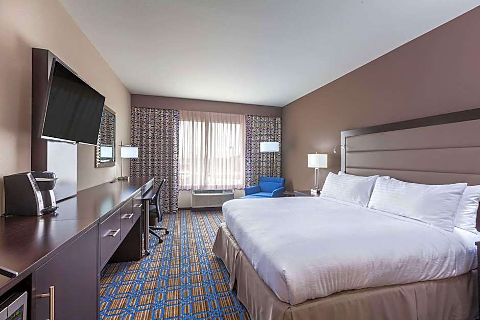 Clarion Hotel The Colony - Plano West