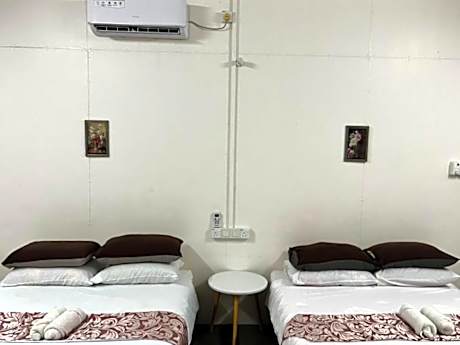 Quadruple Room with Mountain View