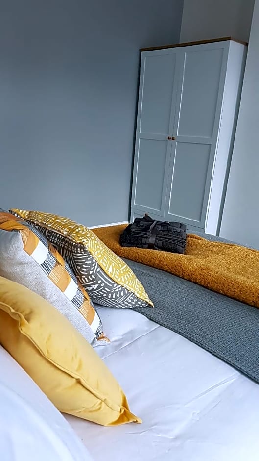 Townhouse @ Birches Head Road Stoke