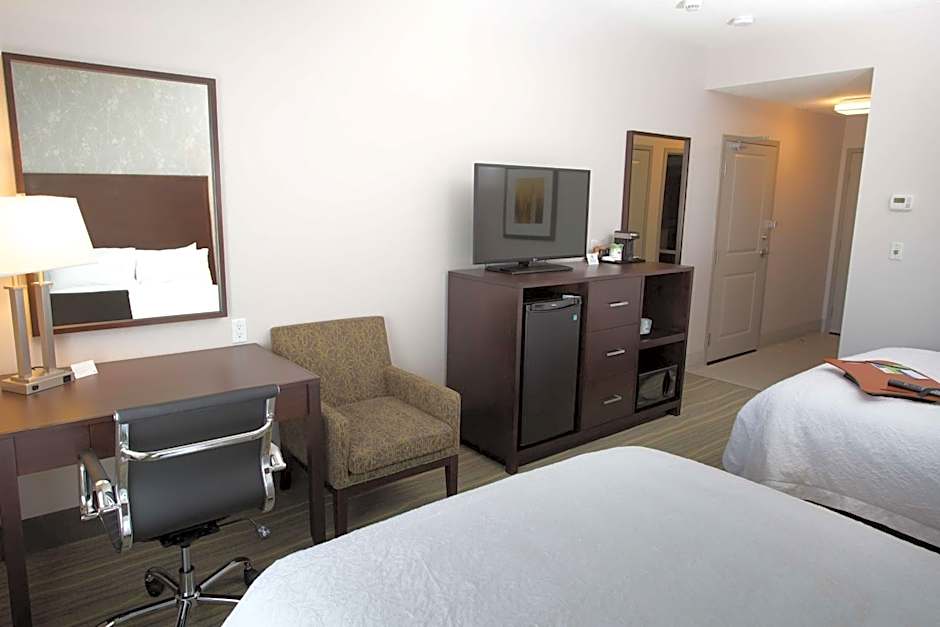 Hampton Inn By Hilton Lloydminster