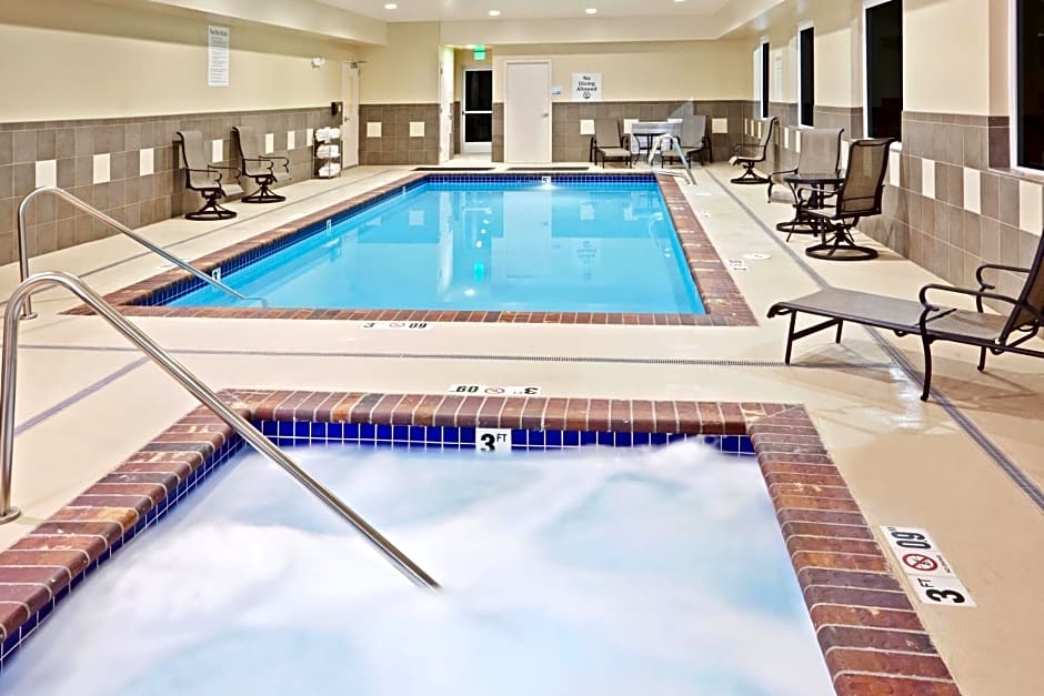 Holiday Inn Express Hotel & Suites Chehalis - Centralia By IHG