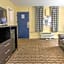 OYO Hotel Knoxville TN Cedar Bluff I-40