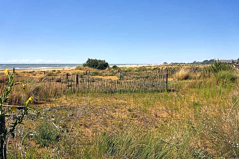 Flat near the beach, perfect for up to 6 guests