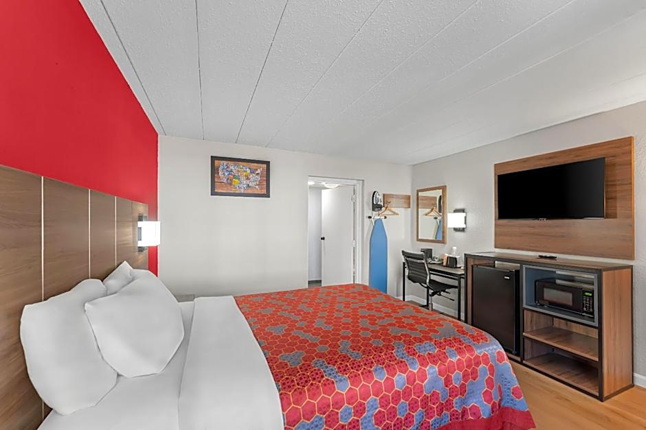 Econo Lodge Cranston - Providence