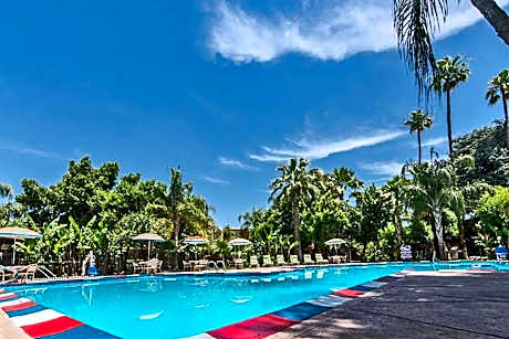 Clarion Hotel Bakersfield North