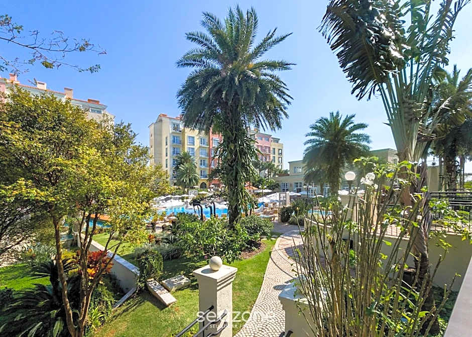 Beachfront Studios at IL Campanario Resort ILCTOP